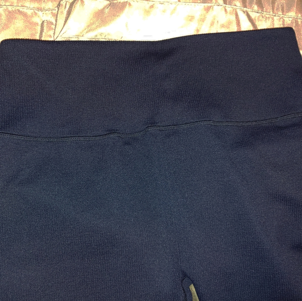 Fabletics leggings - Picture 4 of 4
